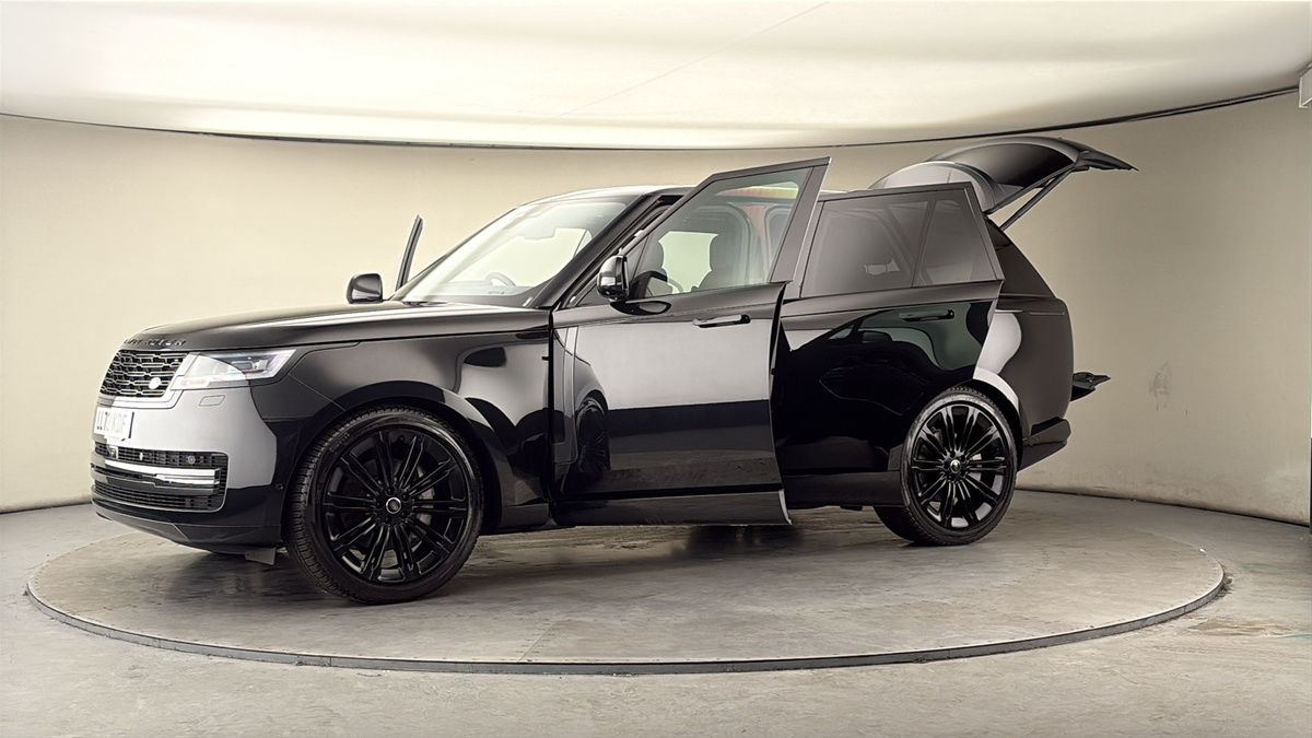 More views of Land Rover Range Rover