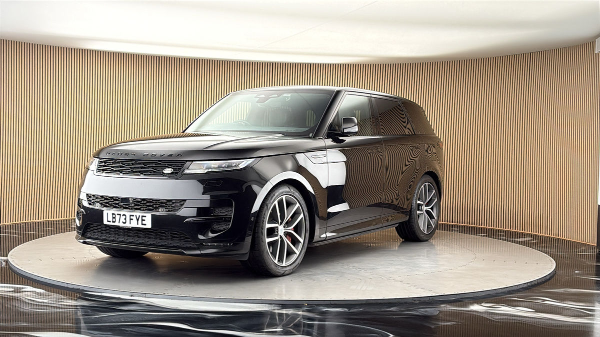More views of Land Rover Range Rover Sport