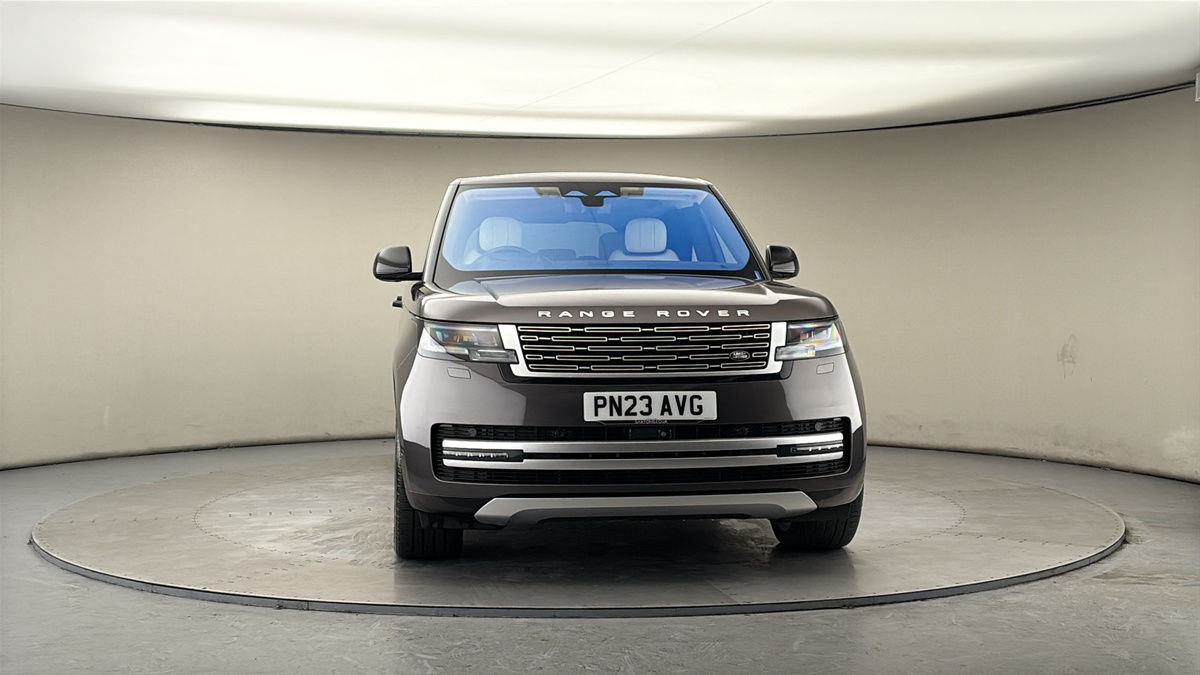 More views of Land Rover Range Rover