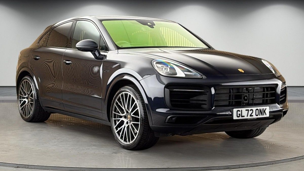 Porsche Cayenne Sticky Header Image