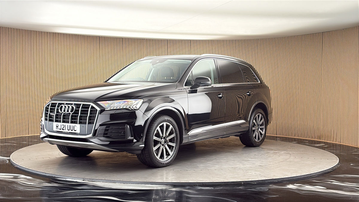 More views of Audi Q7