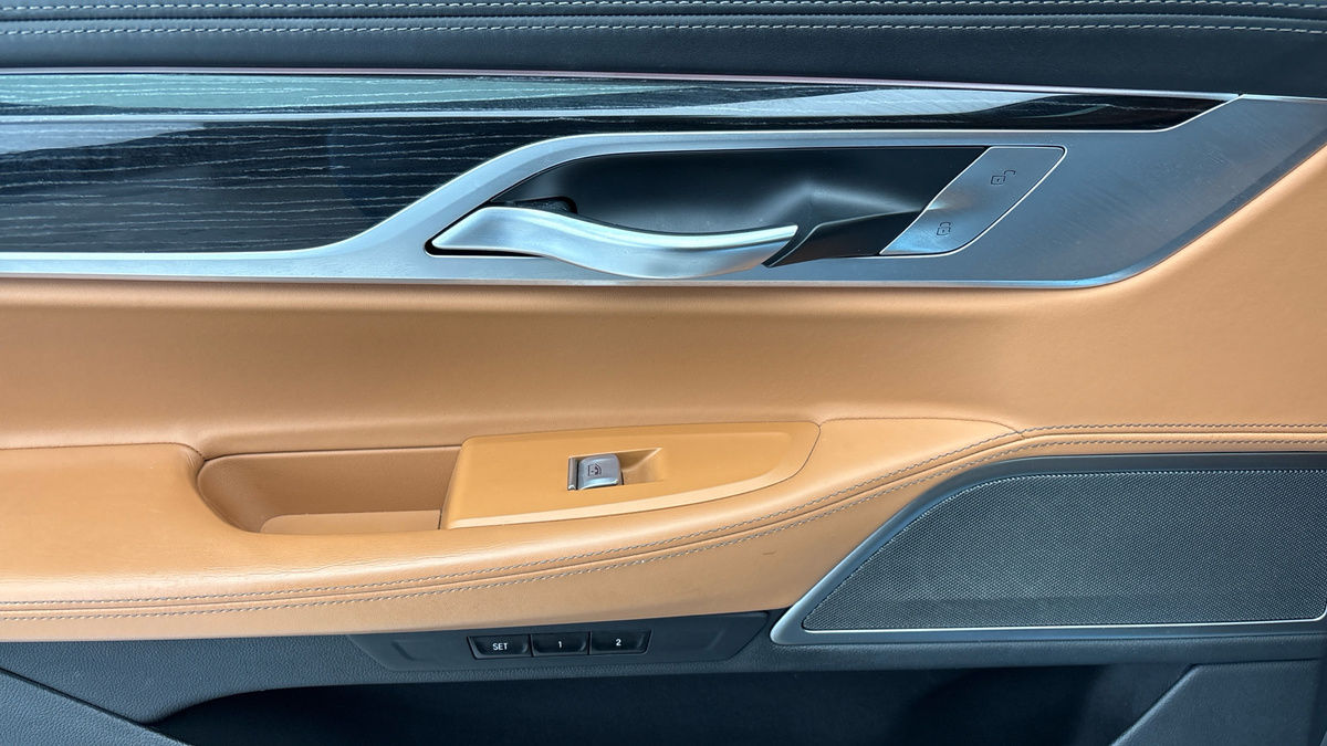 BMW 7 Series Image 19