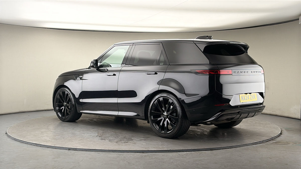 More views of Land Rover Range Rover Sport