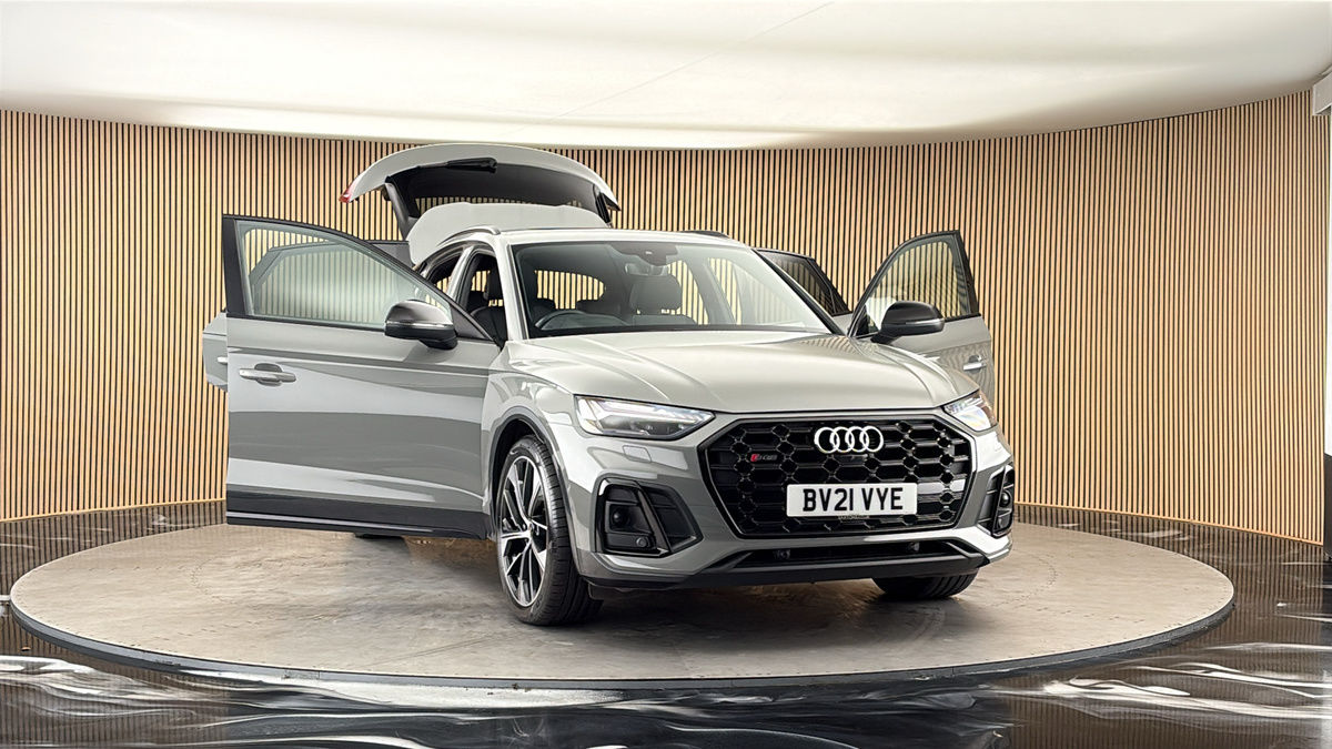 More views of Audi SQ5
