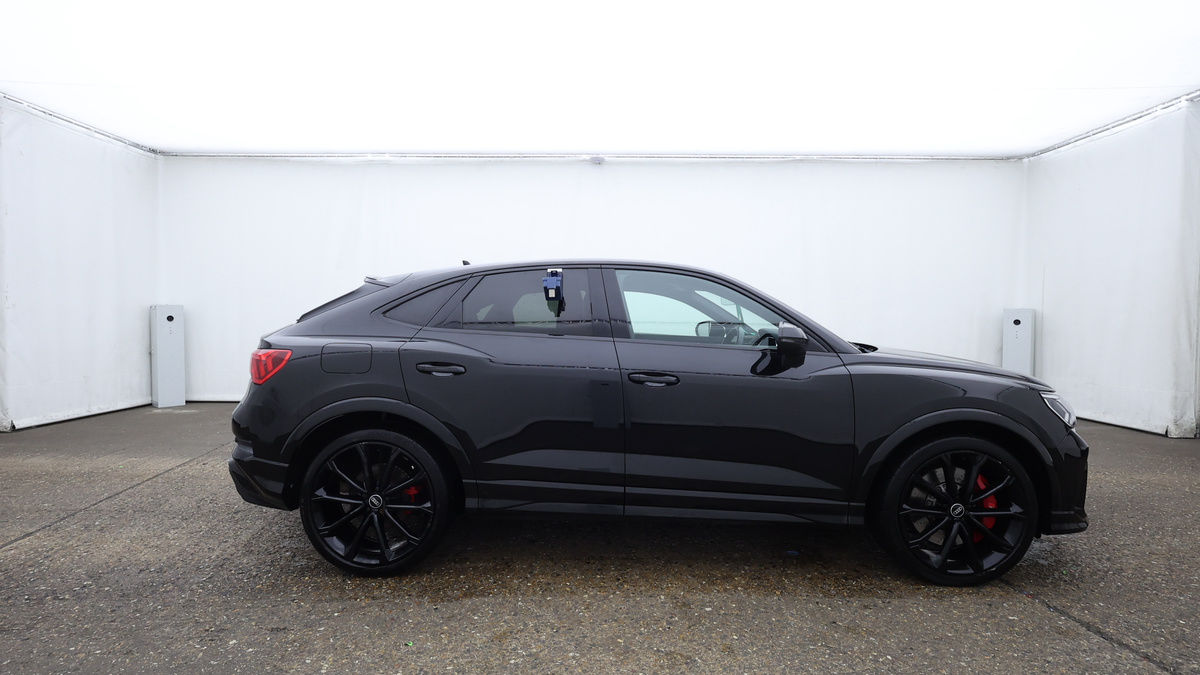 Audi RS Q3 Image 5