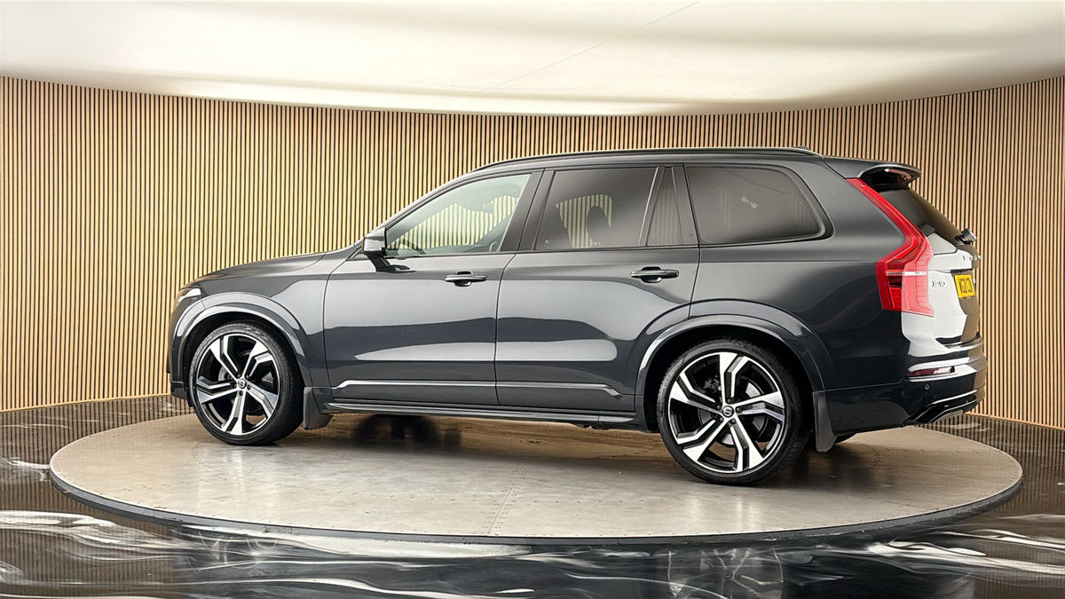 More views of Volvo XC90