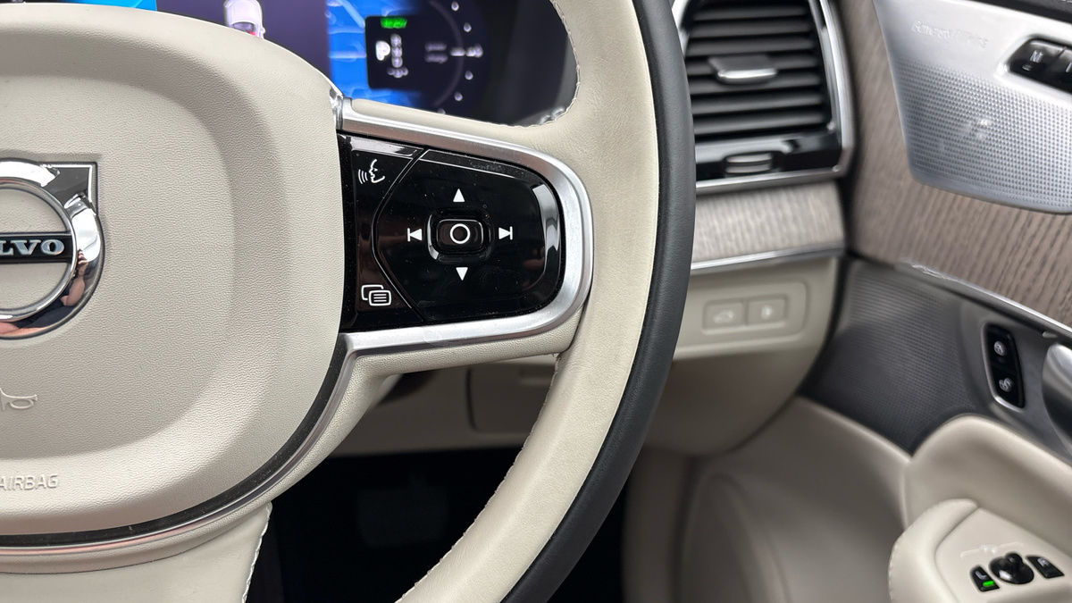 Volvo XC90 Image 14