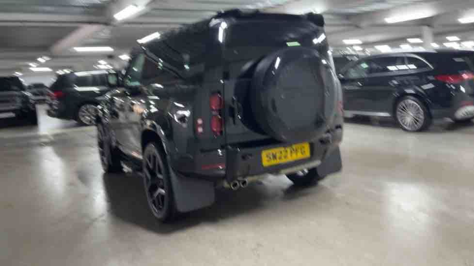 More views of Land Rover Defender 90