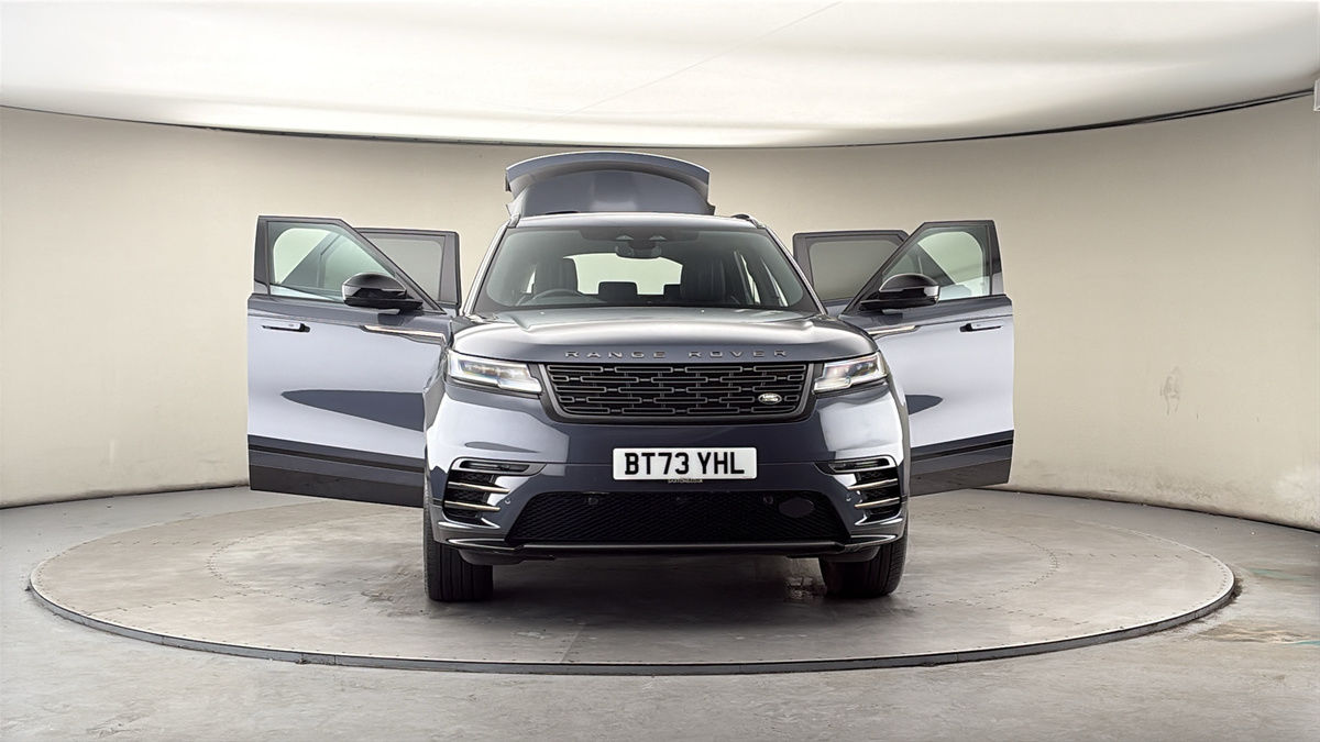 More views of Land Rover Range Rover Velar