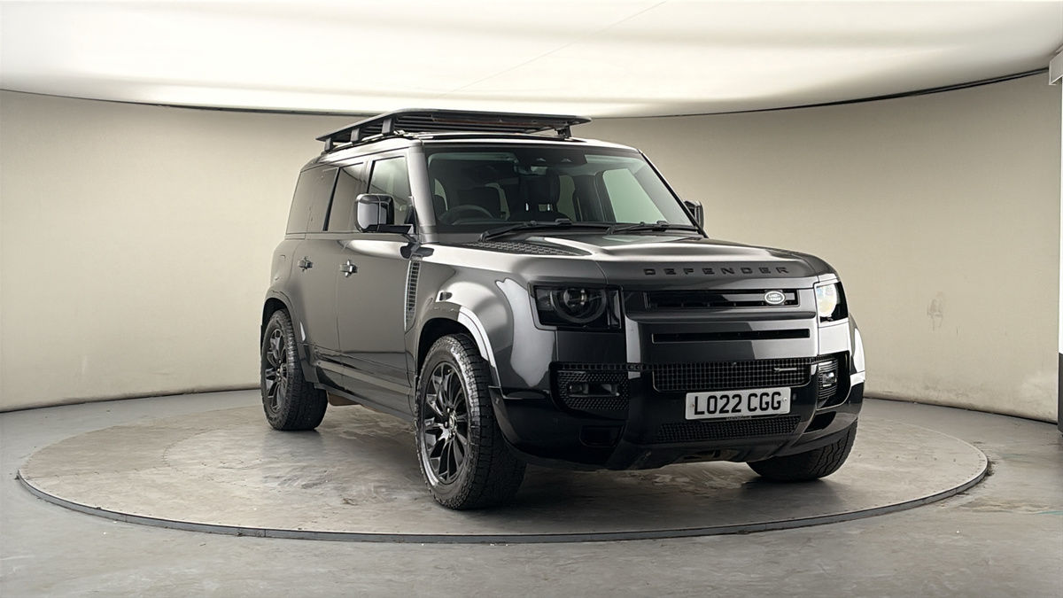 More views of Land Rover Defender 110