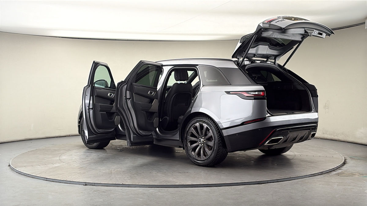 More views of Land Rover Range Rover Velar