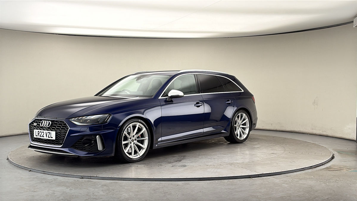 Audi RS4 Avant Image 20