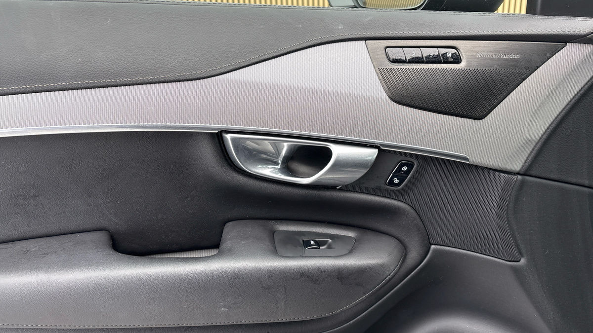 Volvo XC90 Image 19