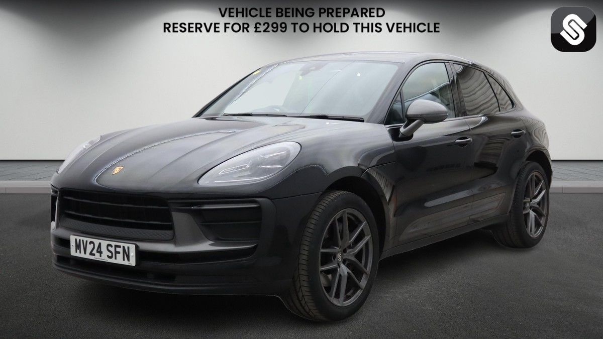Porsche Macan Image 2