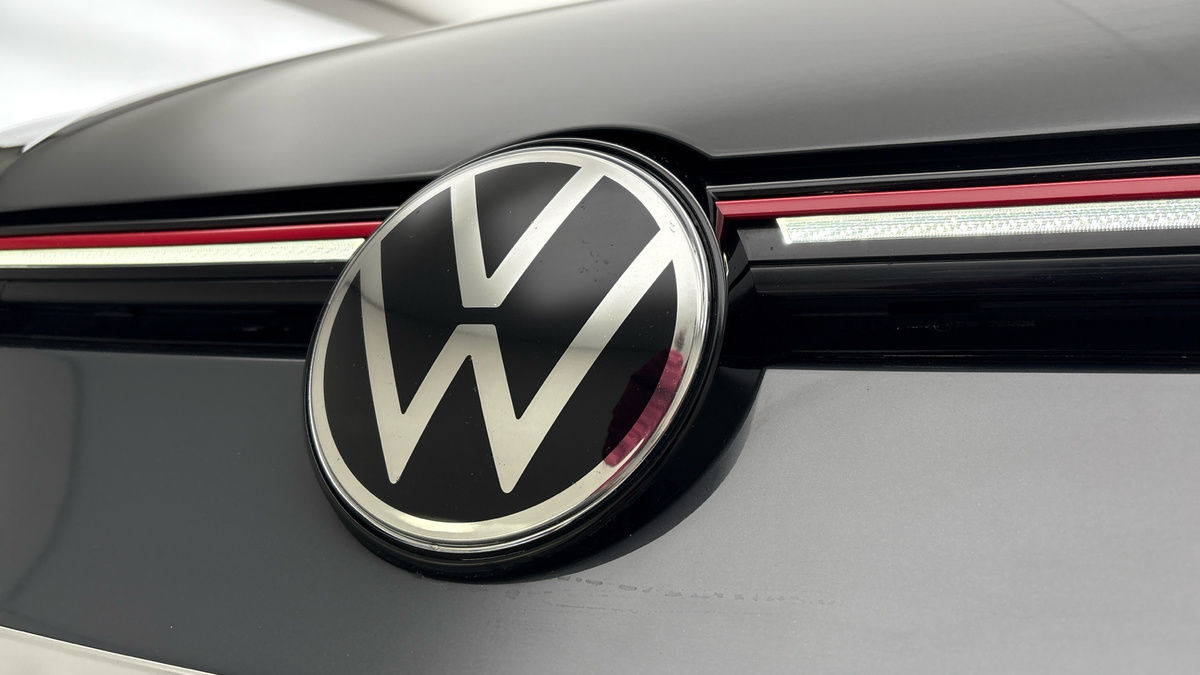 Volkswagen Golf Image 24