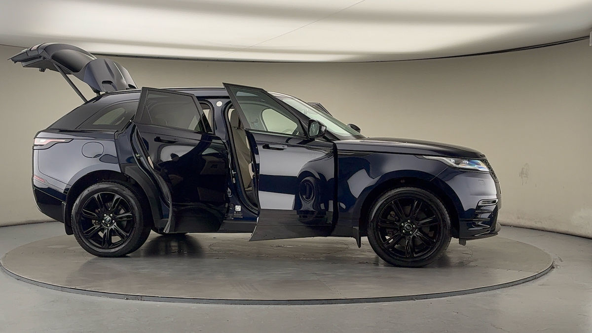 More views of Land Rover Range Rover Velar