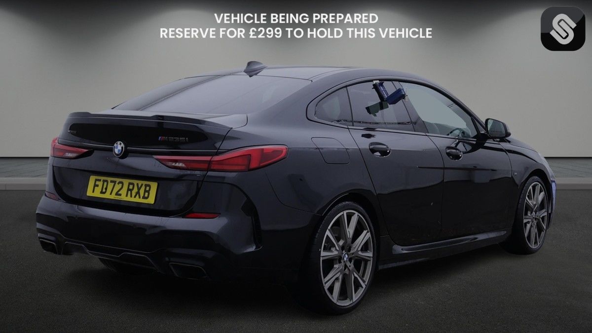 BMW 2 Series Image 4