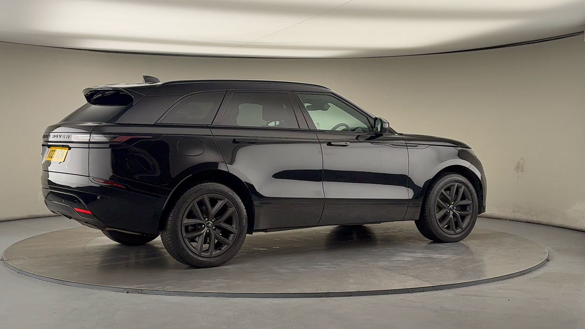 More views of Land Rover Range Rover Velar