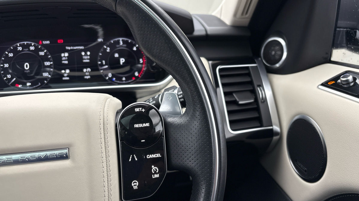 Land Rover Range Rover Sport Image 14