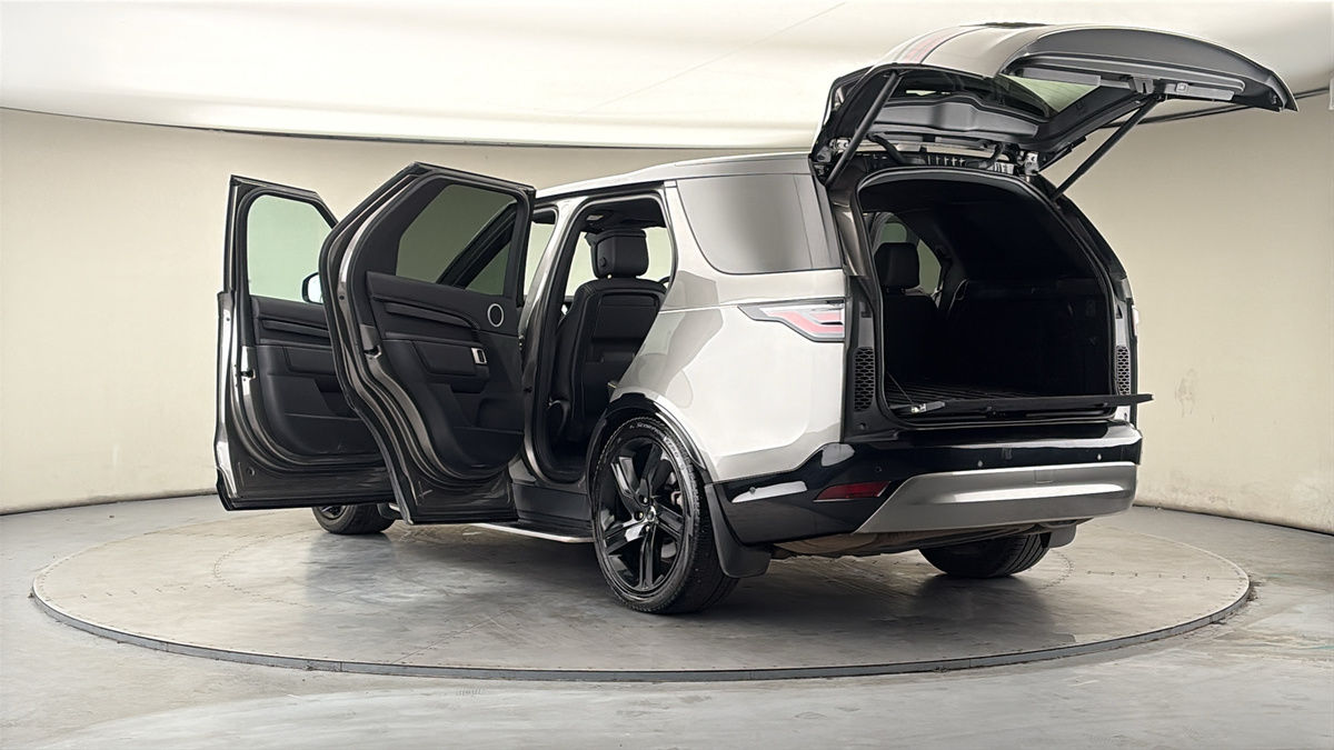 Land Rover Discovery Image 23