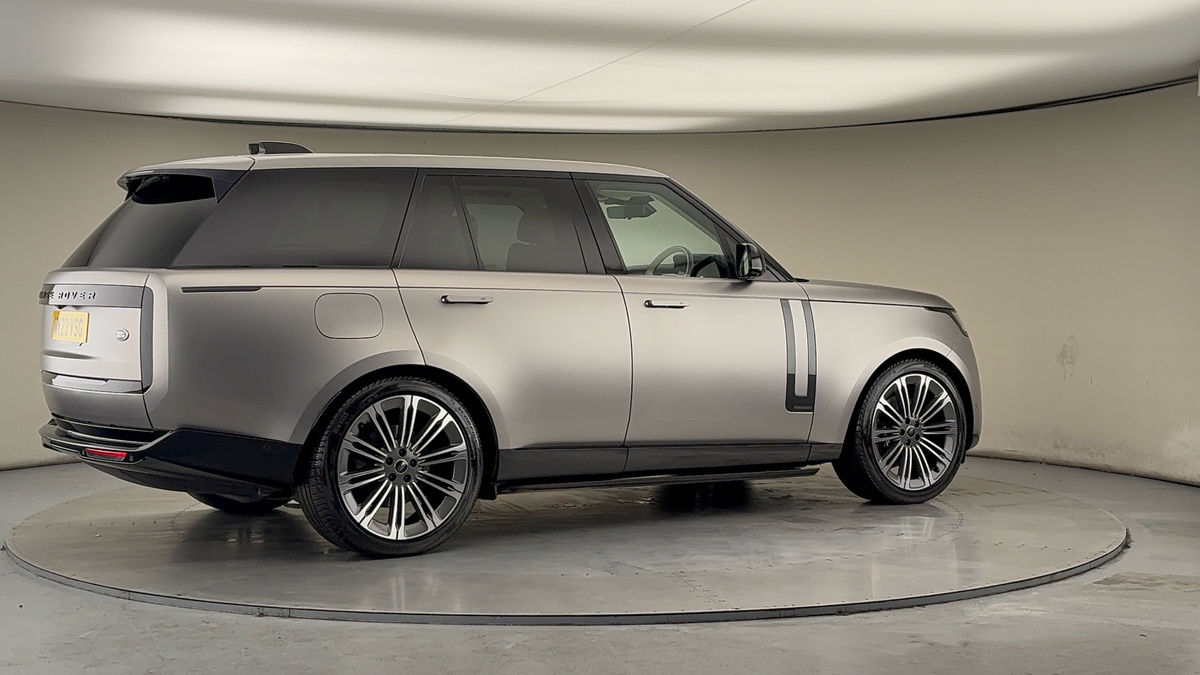 More views of Land Rover Range Rover