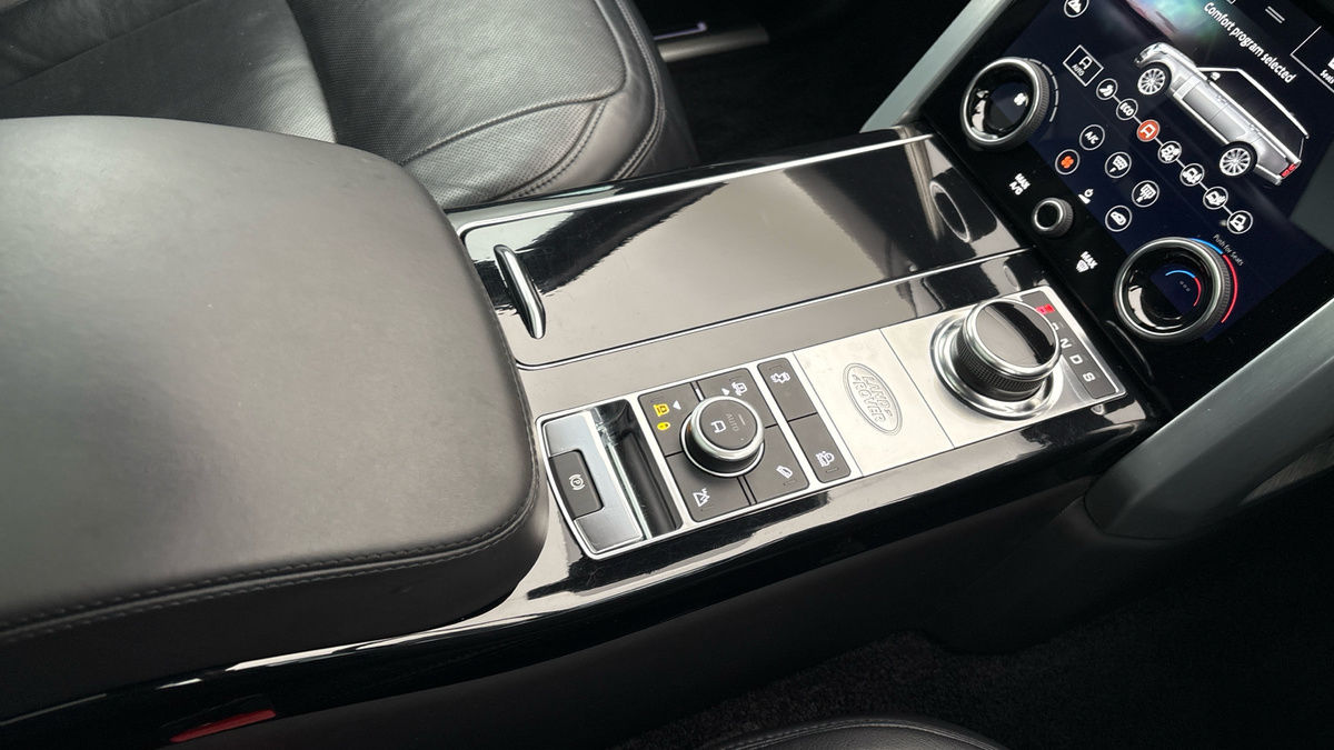 Land Rover Range Rover Image 18