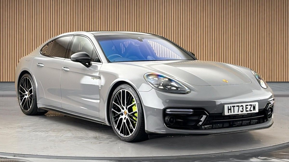 Porsche Panamera Sticky Header Image