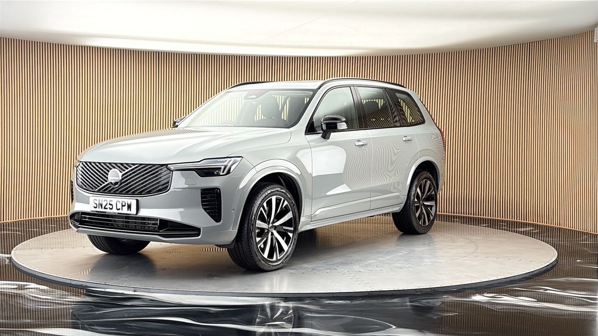 More views of Volvo XC90