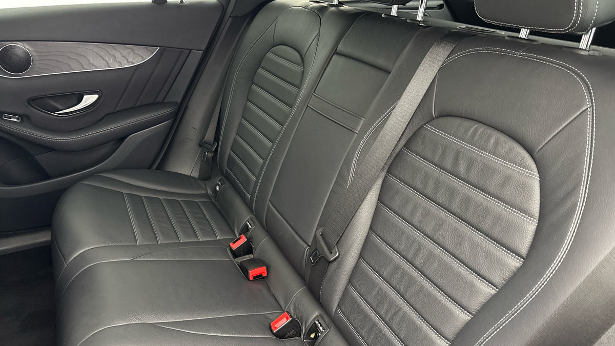 Mercedes-Benz GLC Image 8