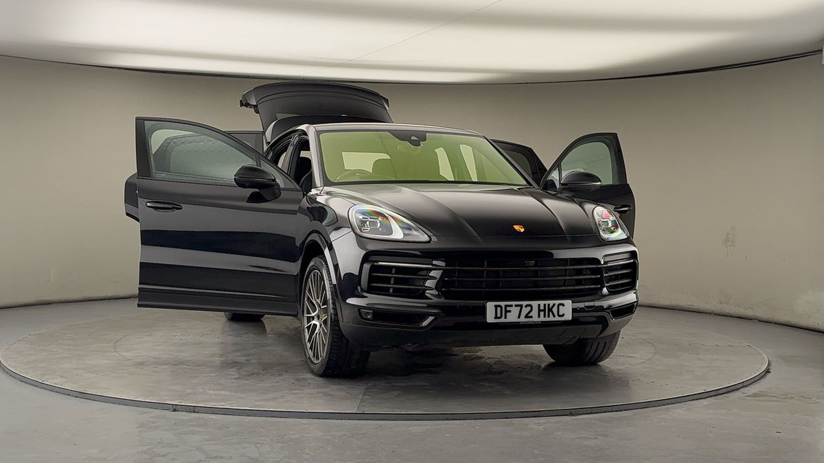 More views of Porsche Cayenne