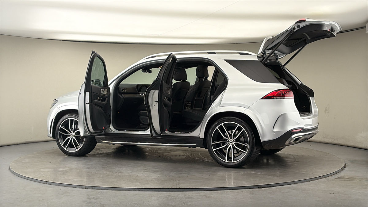 More views of Mercedes-Benz GLE