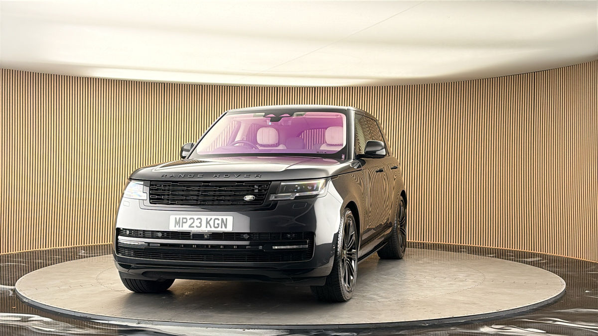 More views of Land Rover Range Rover