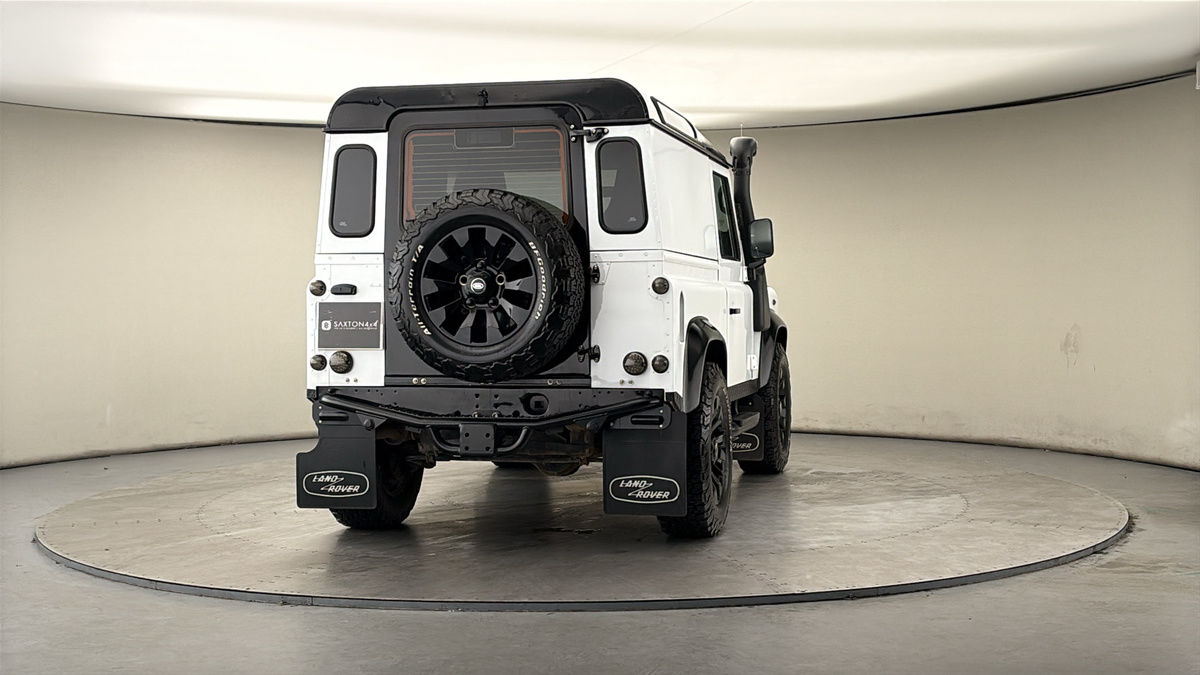 More views of Land Rover Defender 90