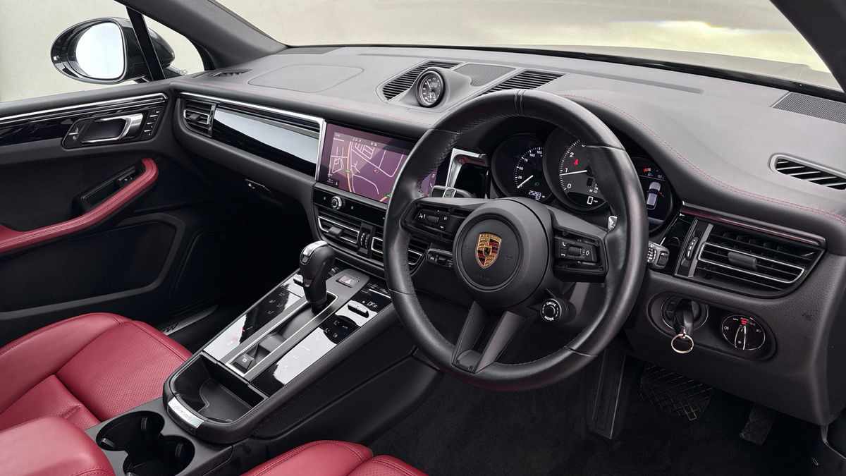 Porsche Macan Image 5