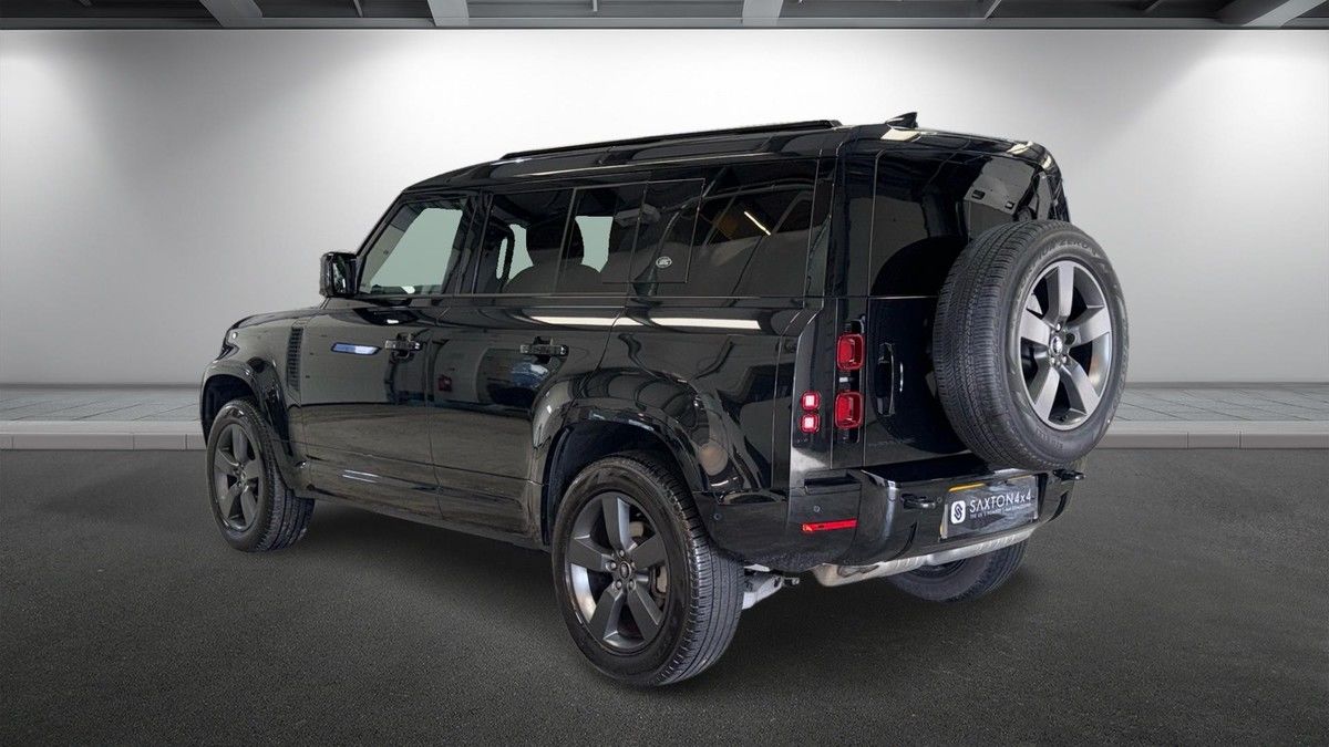 Land Rover Defender 110 Urban Image 4