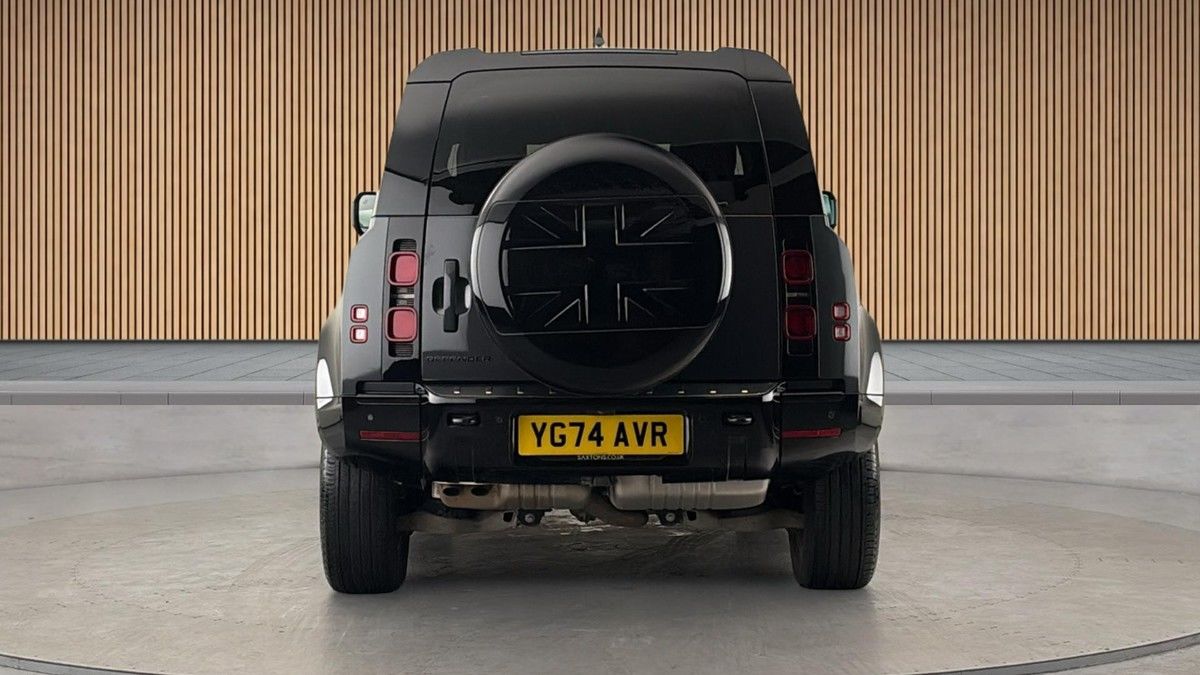 Land Rover Defender 90 Image 4