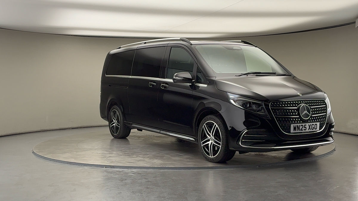Mercedes-Benz V Class Sticky Header Image