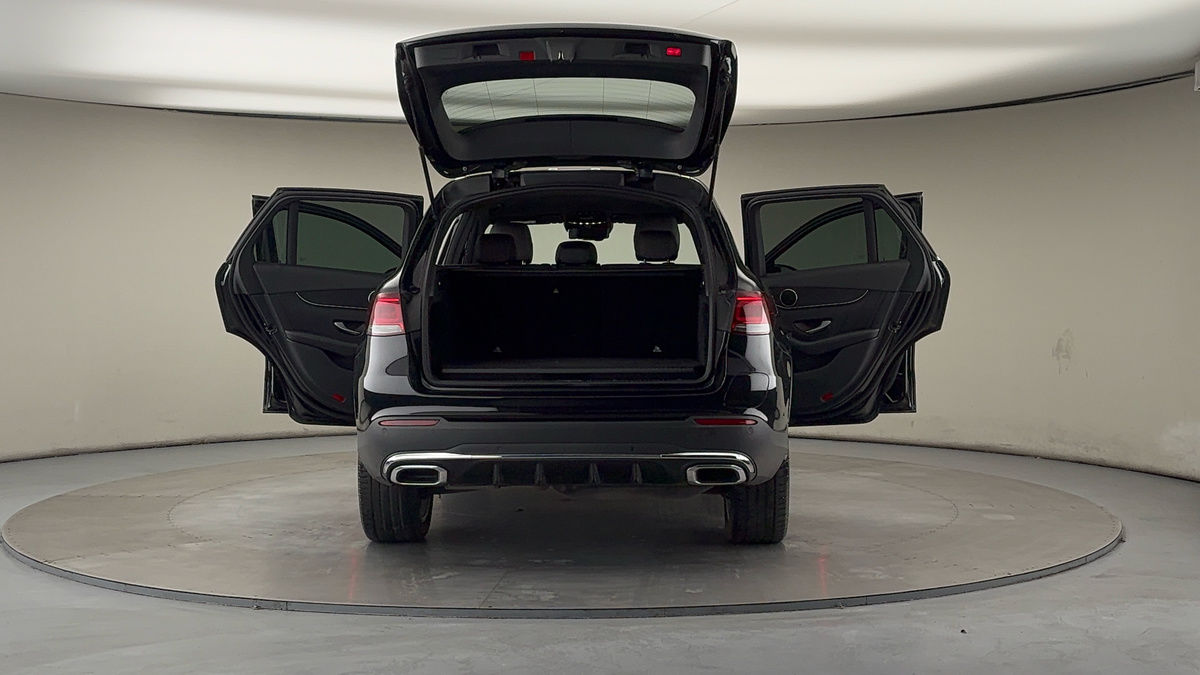 More views of Mercedes-Benz GLC