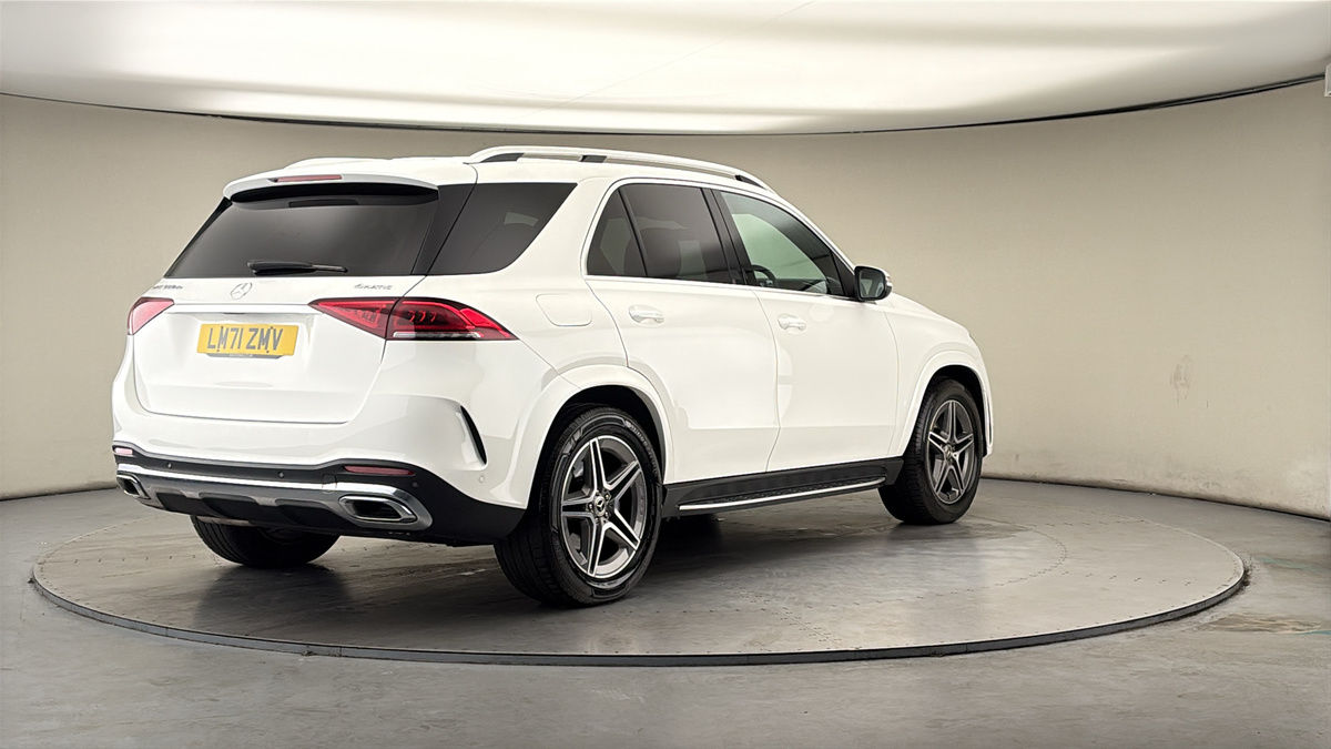 More views of Mercedes-Benz GLE