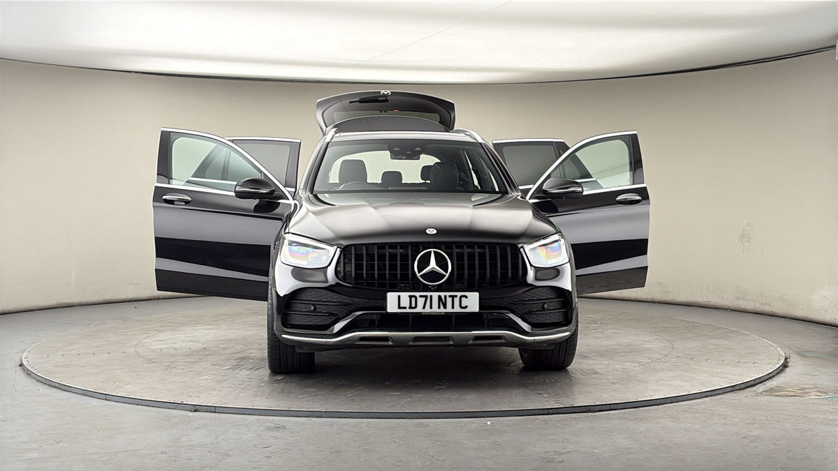 More views of Mercedes-Benz GLC