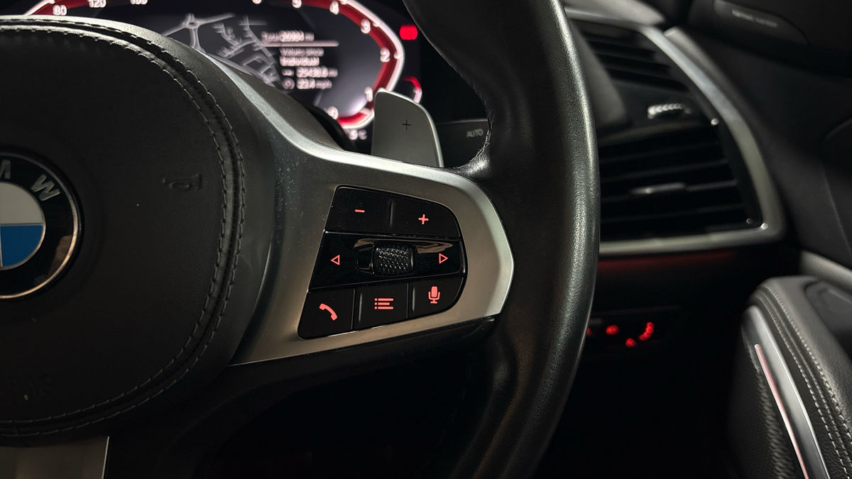 BMW X6 Image 14