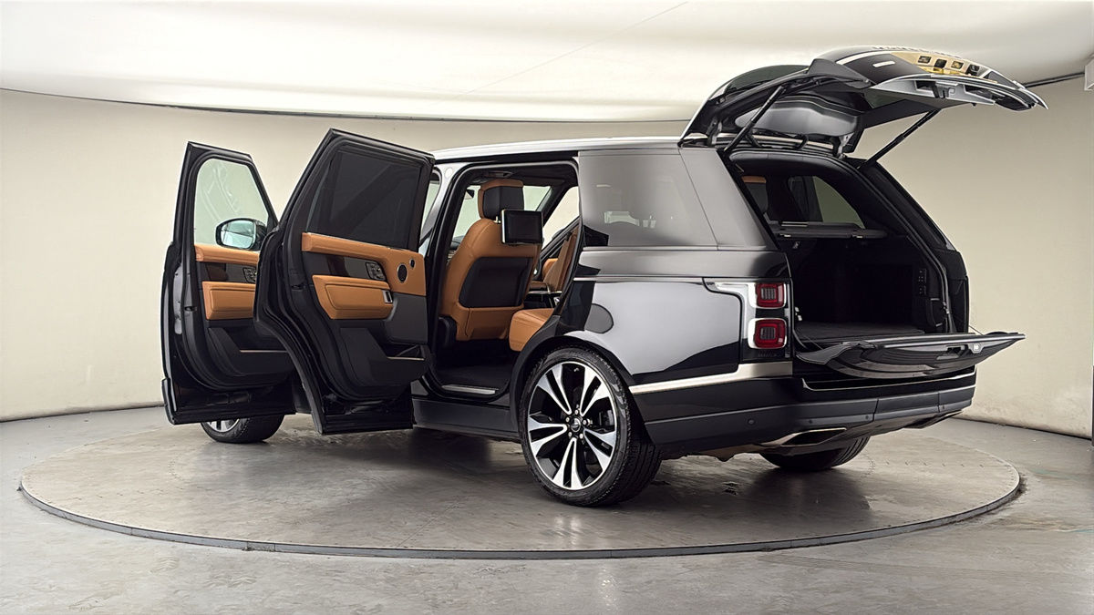 More views of Land Rover Range Rover