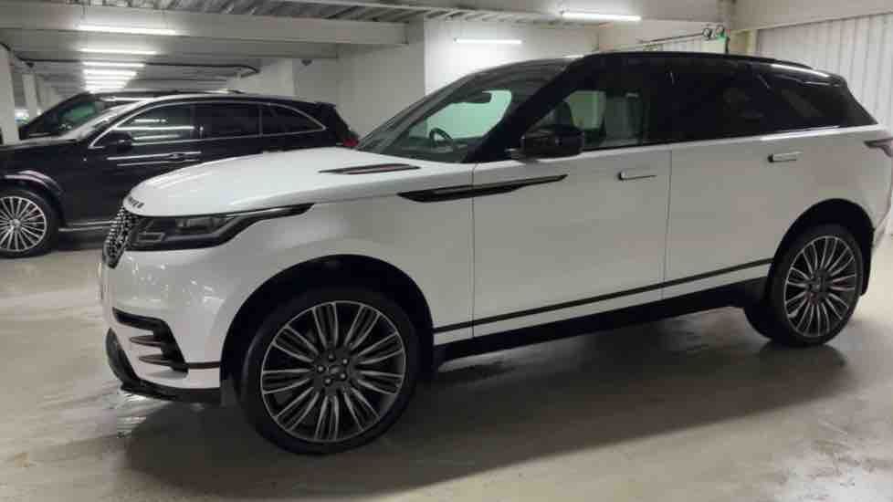 More views of Land Rover Range Rover Velar