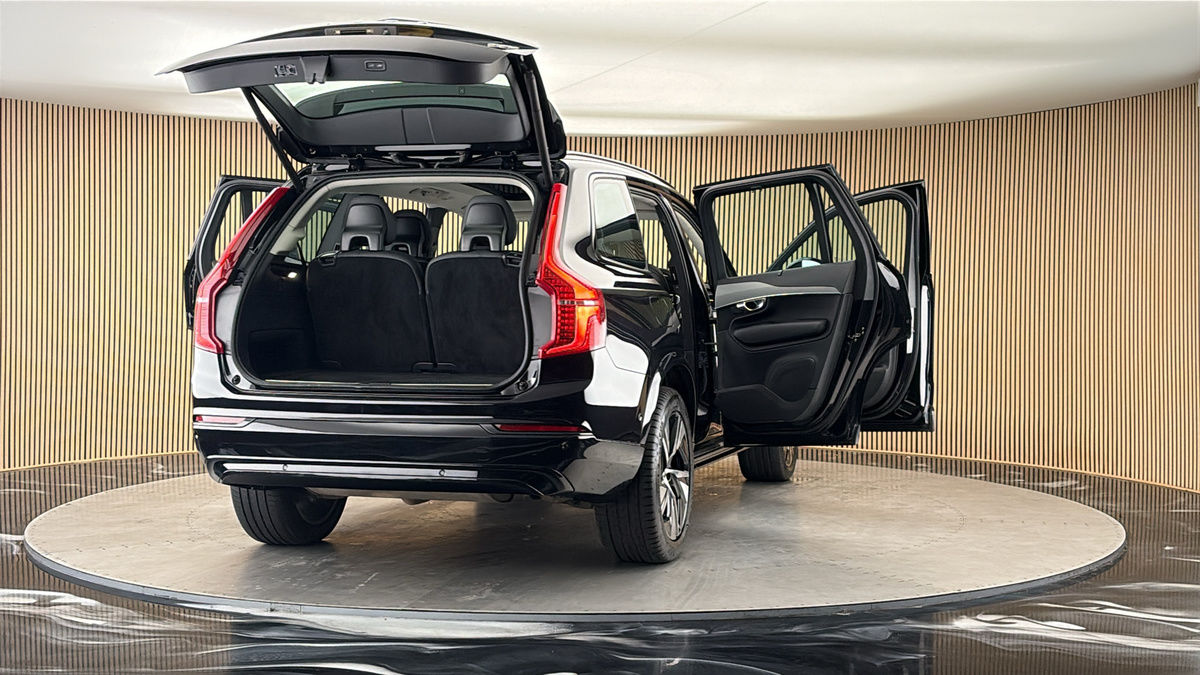 More views of Volvo XC90