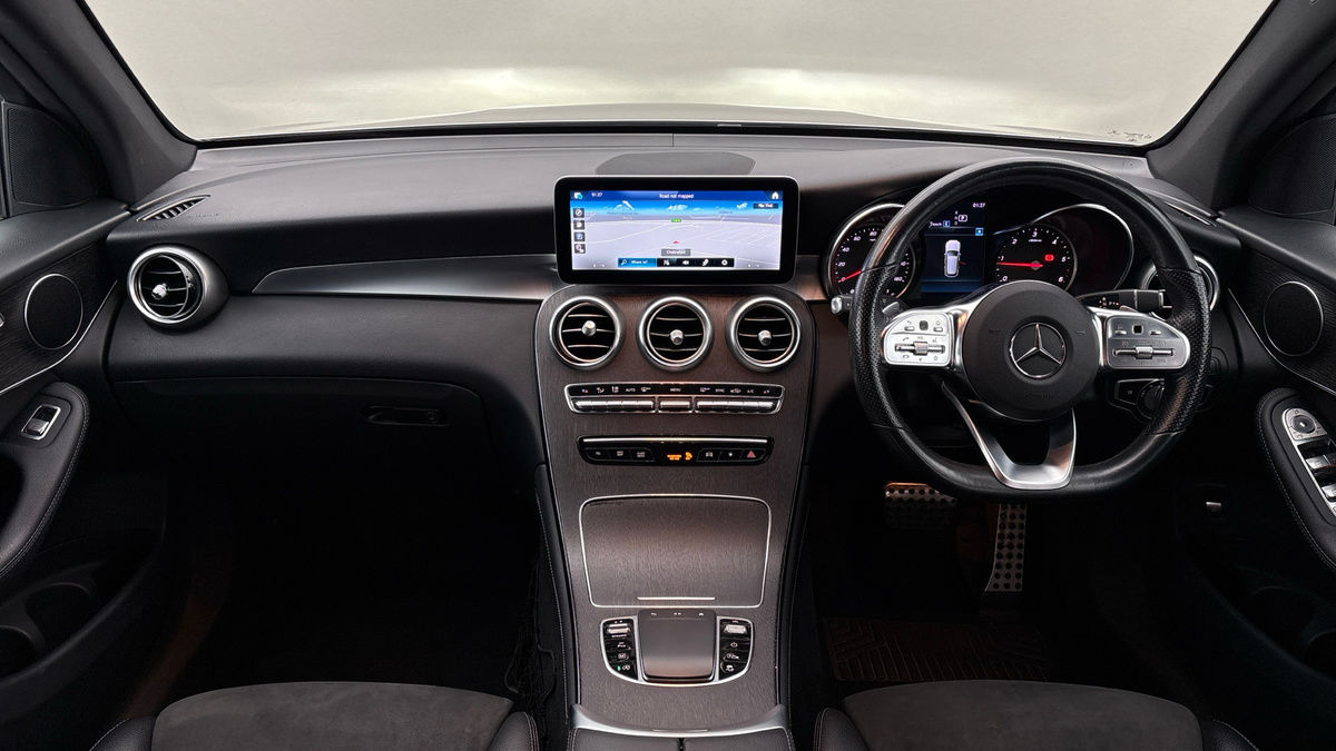Mercedes-Benz GLC Image 12