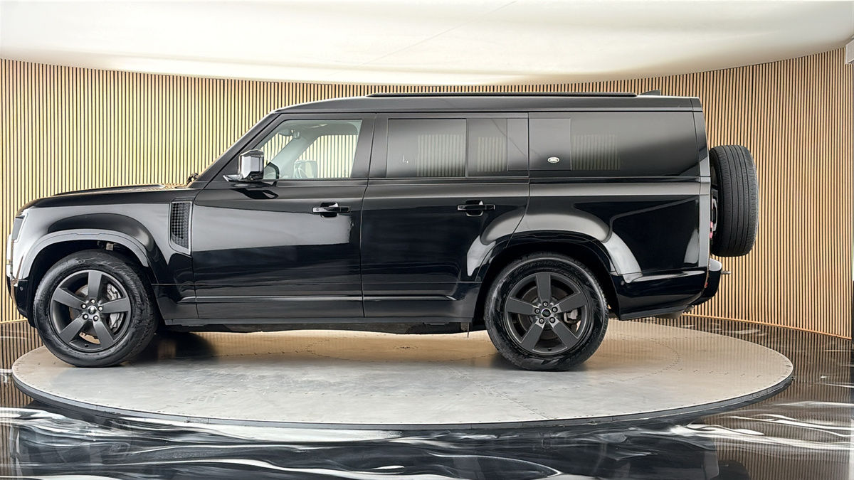 More views of Land Rover Defender 130