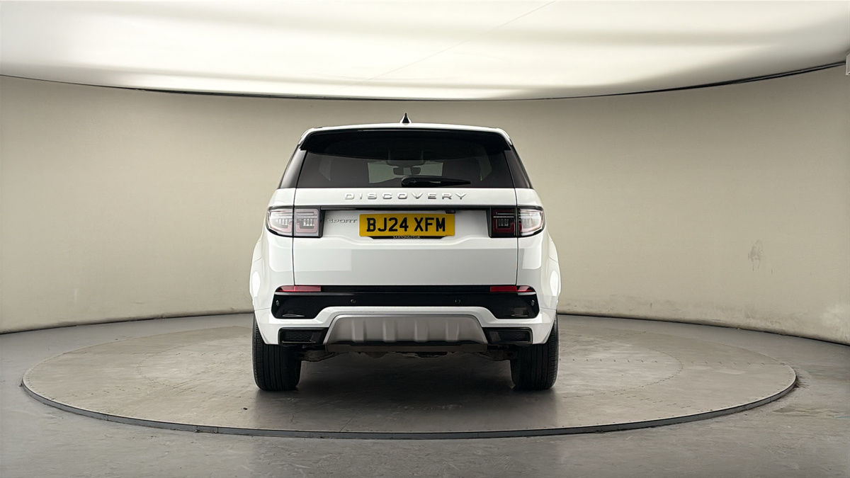 Land Rover Discovery Sport Image 4