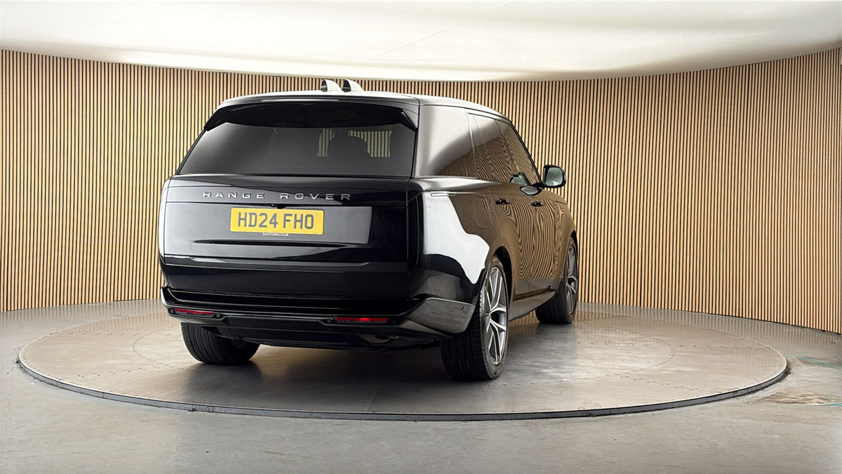 More views of Land Rover Range Rover