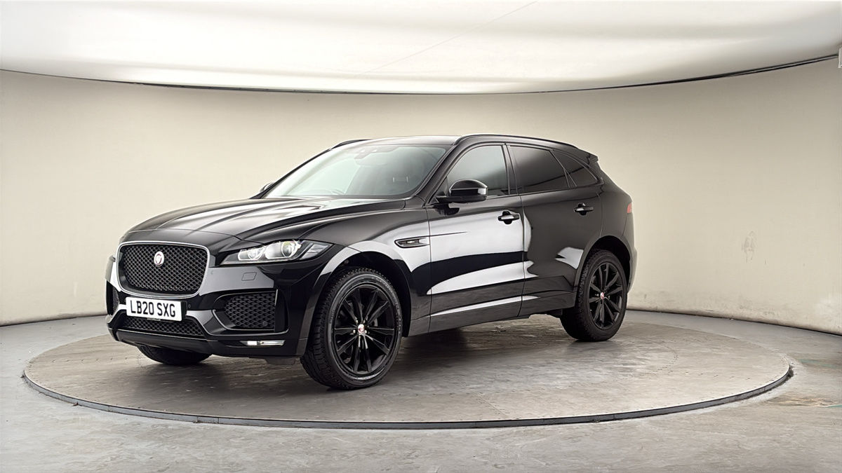 Jaguar F-PACE Image 20