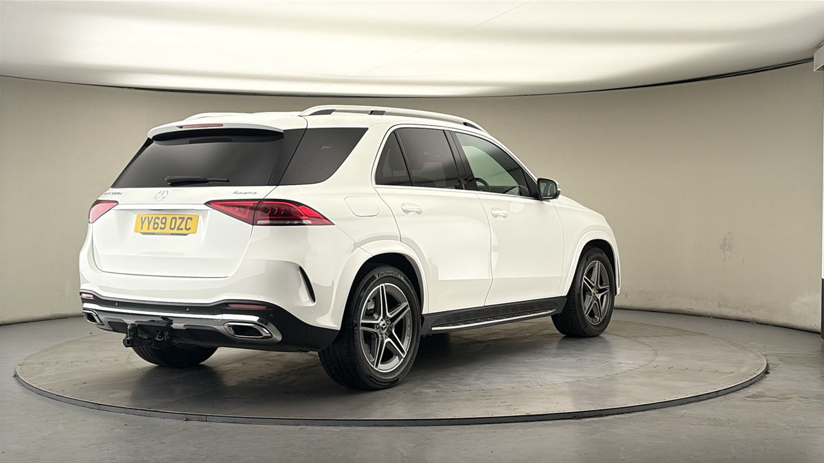 More views of Mercedes-Benz GLE